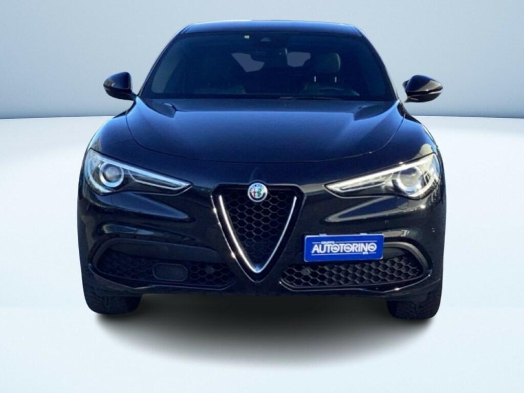 Alfa Romeo Stelvio 2.2 t Executive Q4 210cv auto my19