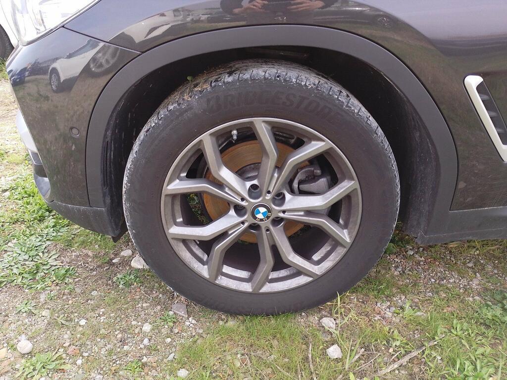 BMW X3 xdrive20d mhev 48V xLine auto