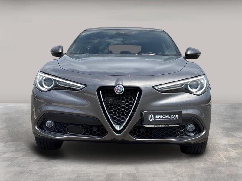Alfa Romeo Stelvio 2.2 t Business rwd 160cv auto
