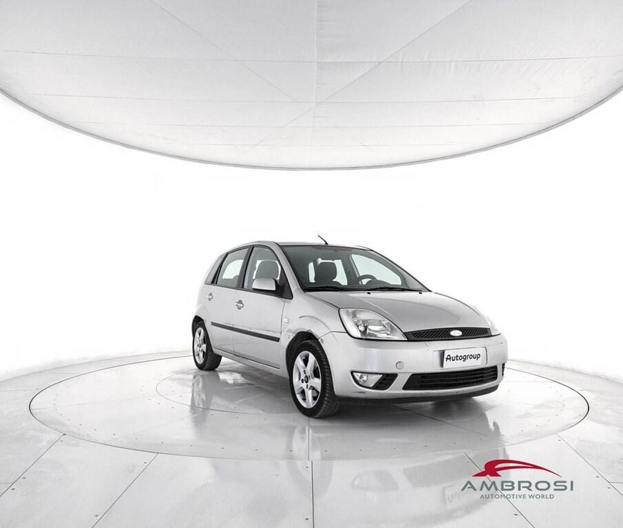 Ford Fiesta 1.4 tdci Ghia 5p