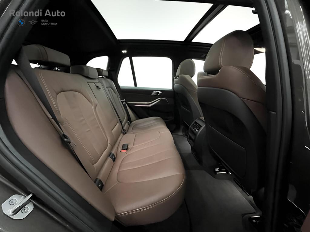 BMW X5 xdrive40d mhev 48V Msport auto