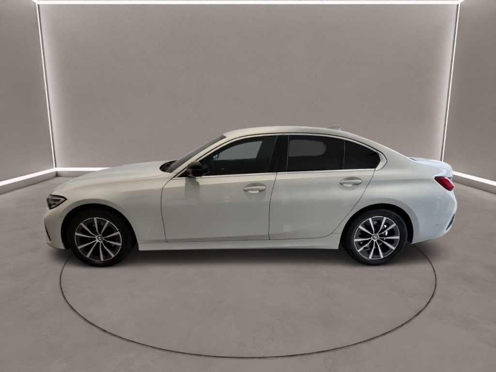 BMW Serie 3 320d mhev 48V xdrive Sport auto