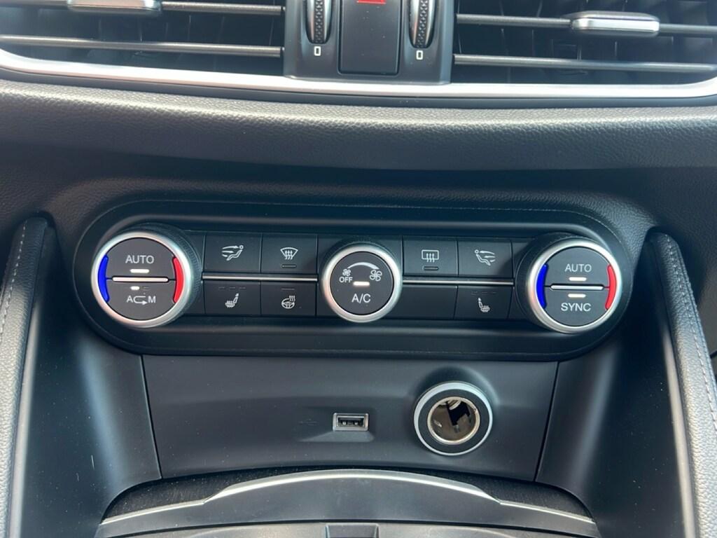 Alfa Romeo Stelvio 2.2 t B-Tech Q4 210cv auto