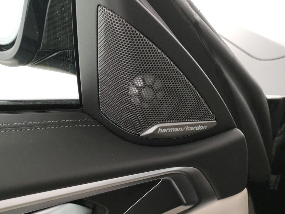 BMW M4 Coupe 3.0 Competition M xdrive auto