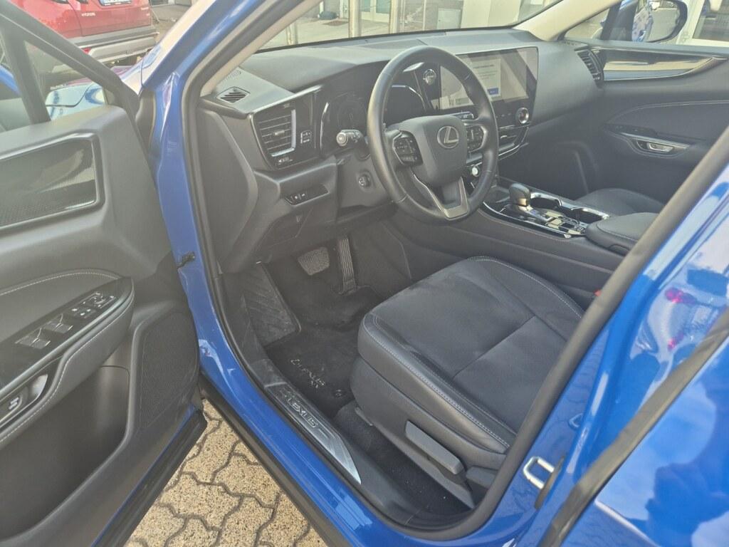 Lexus NX 2.5 hybrid Business 4wd e-cvt