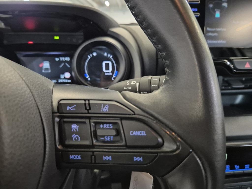 Toyota Yaris 1.5 hybrid Trend