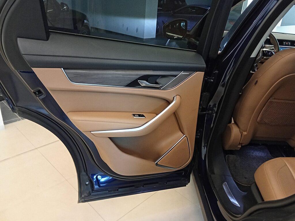 Jaguar F-Pace 2.0 D204 R-Dynamic Black awd auto