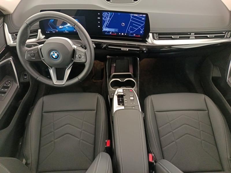 BMW iX1 edrive 20 X-Line