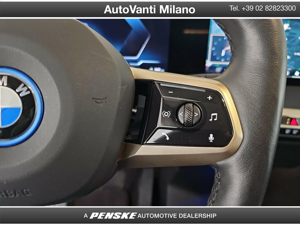 BMW iX xdrive40 pacchetto sportivo