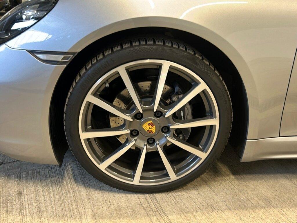 Porsche Boxster 718 r 2.0 300cv pdk