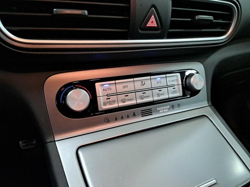 Hyundai Kona 64 kWh EV Exellence+