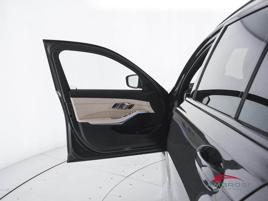 BMW Serie 3 320d Touring mhev 48V xdrive Msport auto