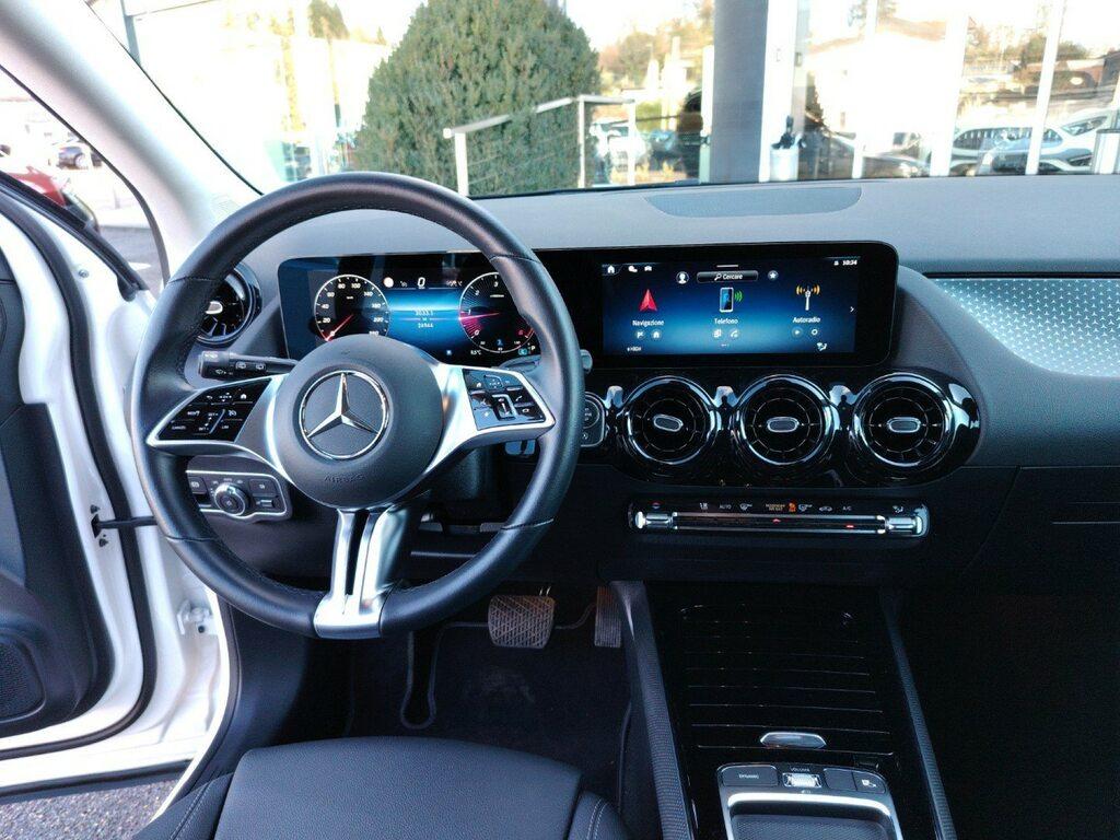 Mercedes GLA 180 d Advanced auto
