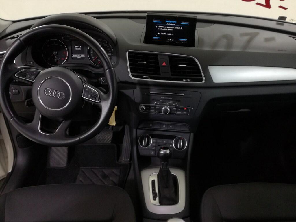 Audi Q3 2.0 tdi 150cv s-tronic