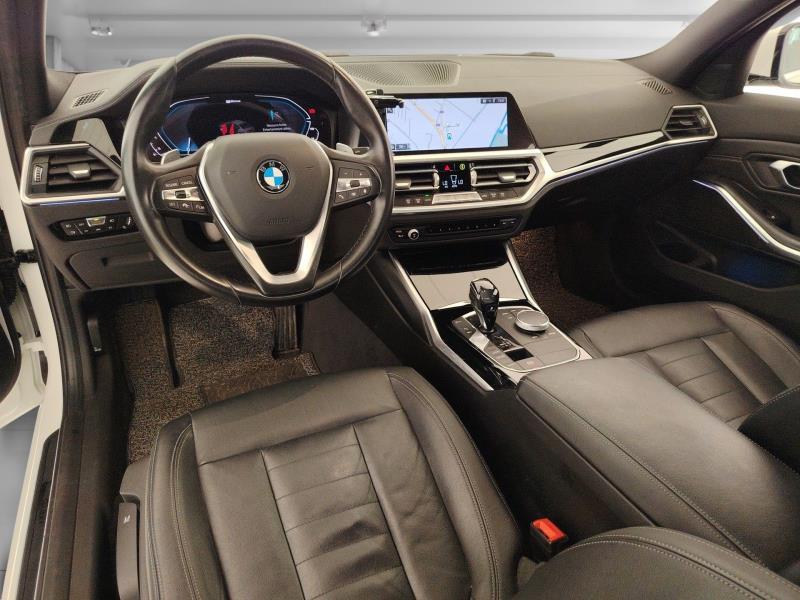 BMW Serie 3 330e Luxury auto