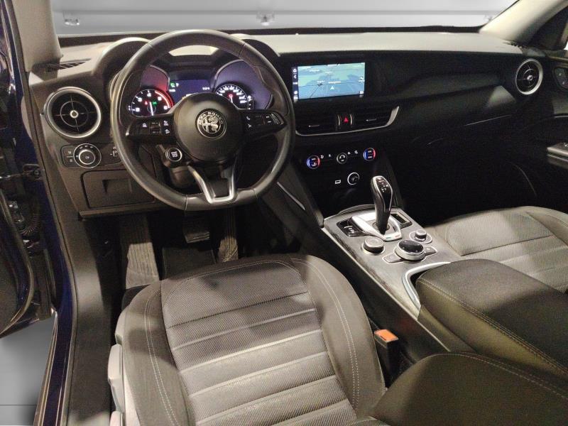 Alfa Romeo Stelvio 2.2 t Business rwd 160cv auto