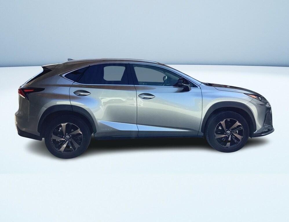 Lexus NX 300 h 2.5 Premium 4wd cvt