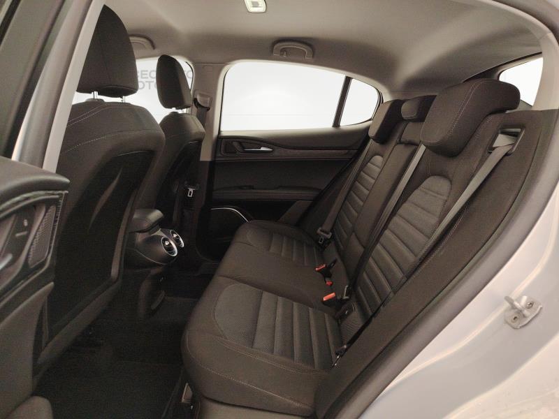 Alfa Romeo Stelvio 2.2 t Business Q4 190cv auto