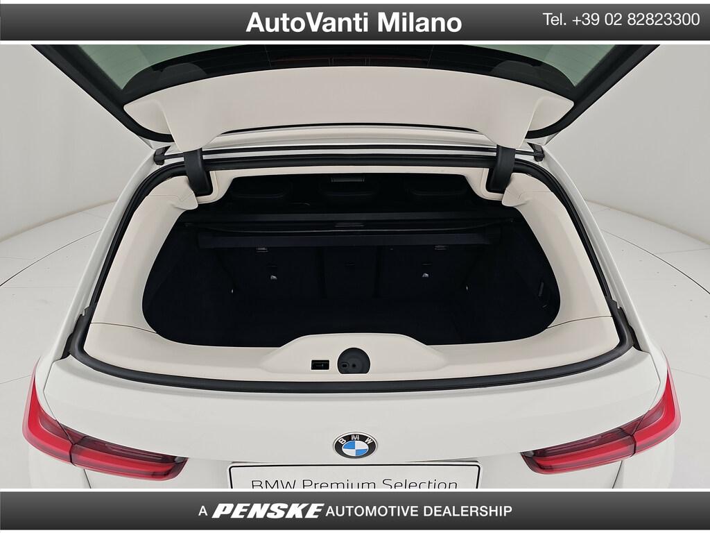 BMW Serie 3 320d Touring mhev 48V xdrive auto