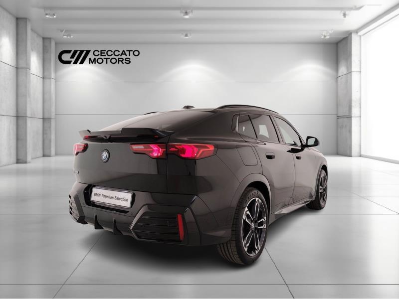 BMW iX2 edrive 20 MSport Pro