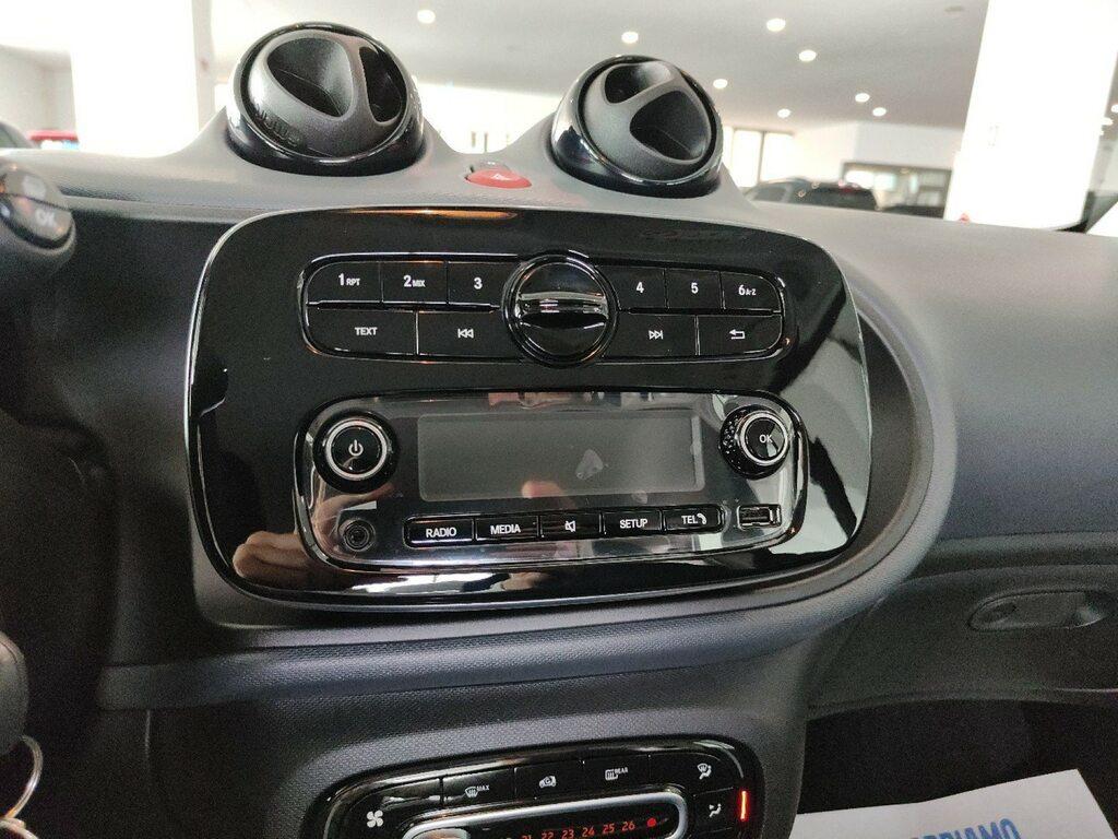 Smart fortwo eq Pure 22kW