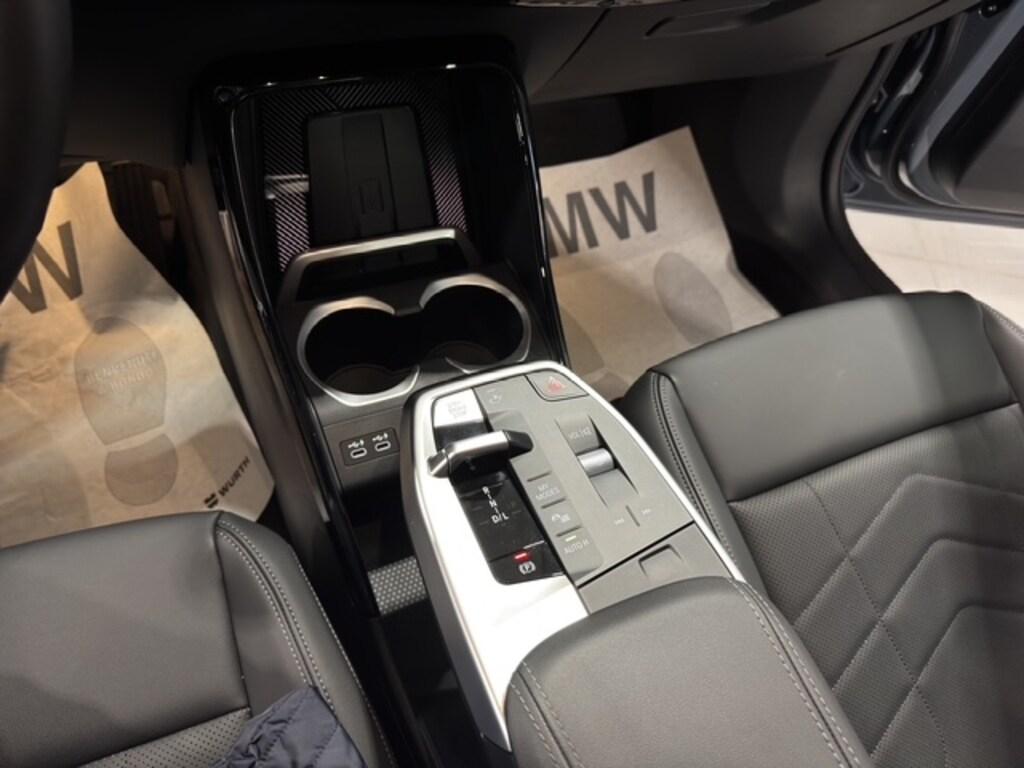 BMW X1 sdrive20i mhev 48V X-Line auto