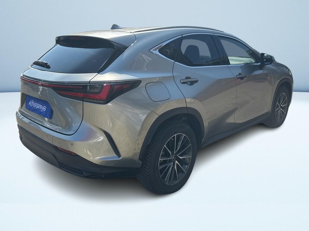 Lexus NX 2.5 plug-in Premium 4wd e-cvt