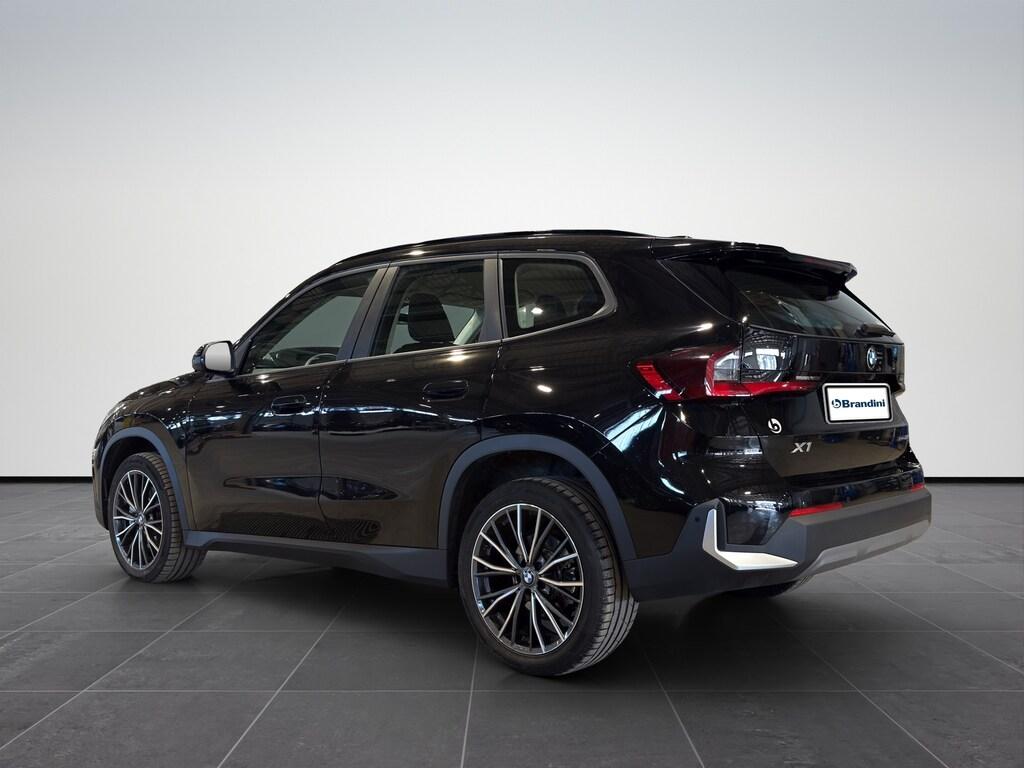 BMW X1 xdrive23i mhev 48V auto