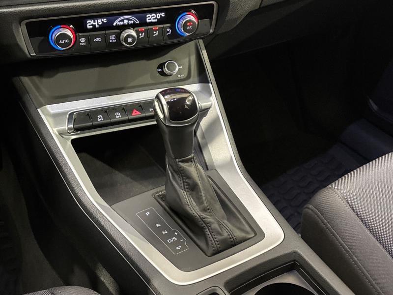 Audi Q3 35 2.0 tdi S Line Edition s-tronic