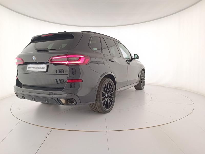 BMW X5 xdrive40d mhev 48V Msport auto