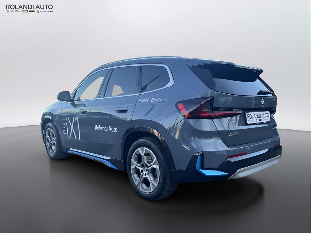 BMW iX1 30 xdrive X-Line