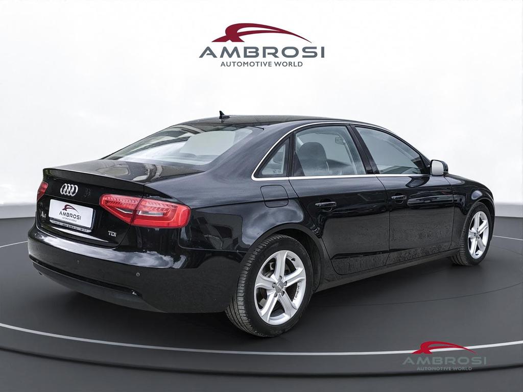 Audi A4 2.0 tdi Ambiente 143cv