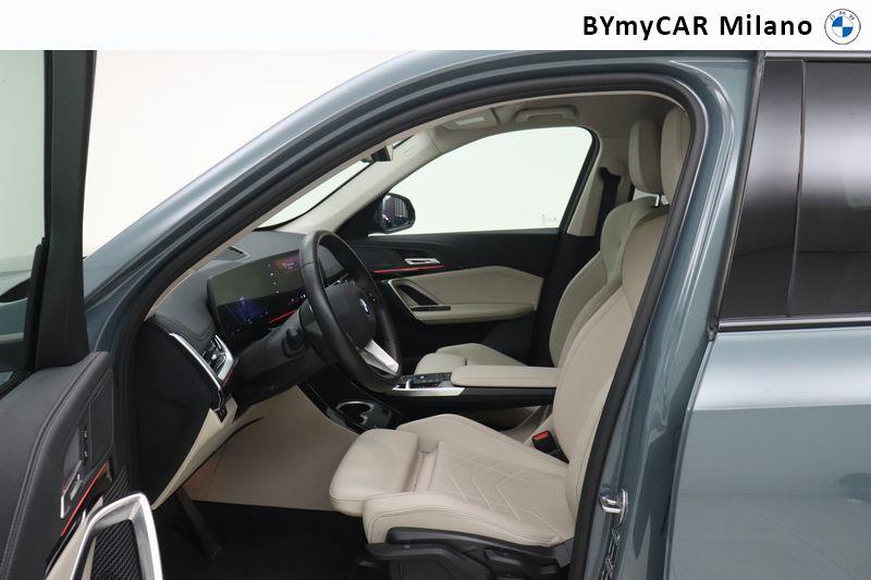 BMW iX1 edrive 20 X-Line
