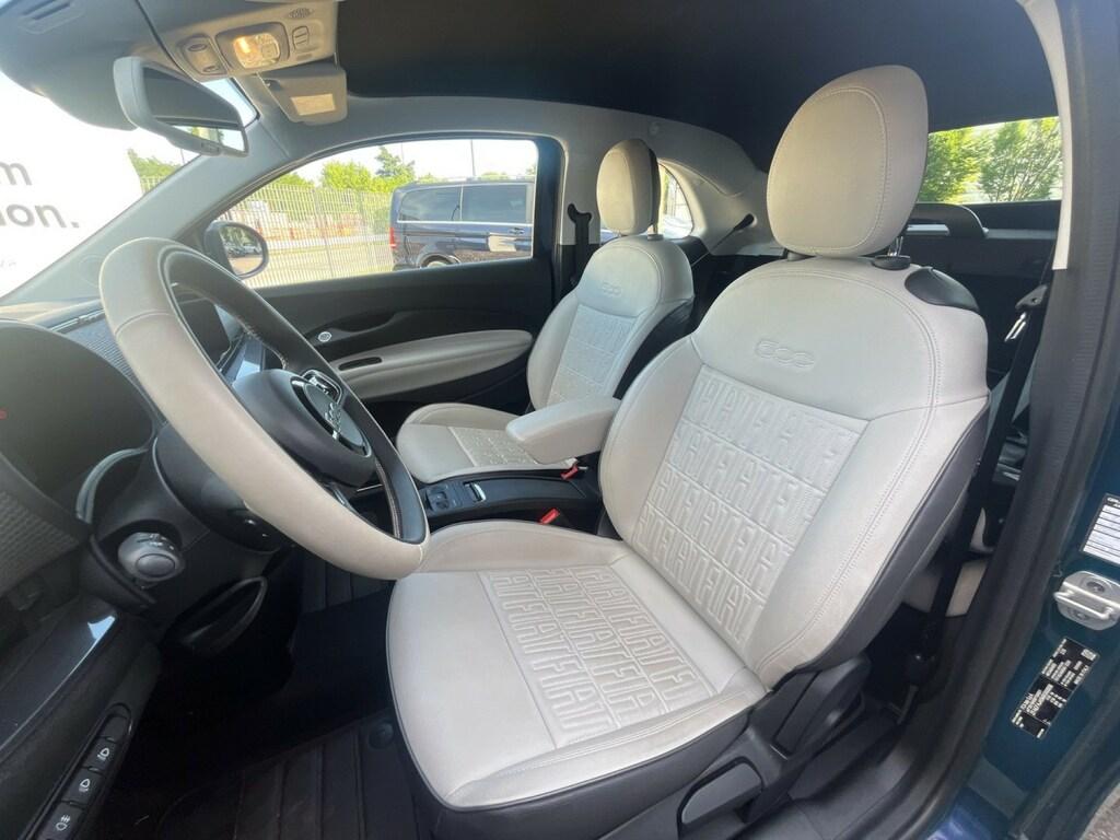 Fiat 500 e Cabrio La Prima