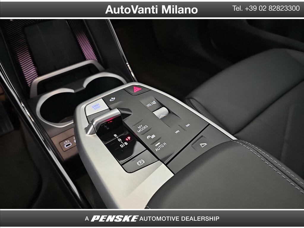 BMW iX1 edrive 20 X-Line