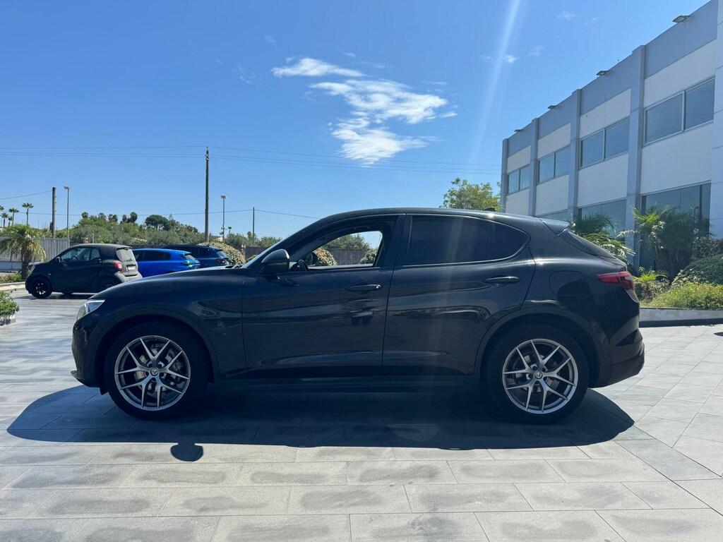 Alfa Romeo Stelvio 2.2 t Super rwd 180cv auto