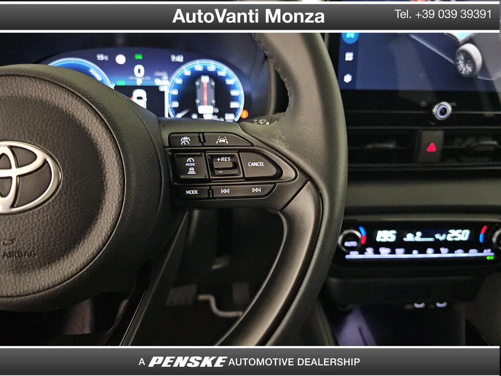 Toyota Yaris 1.5h 130 Lounge