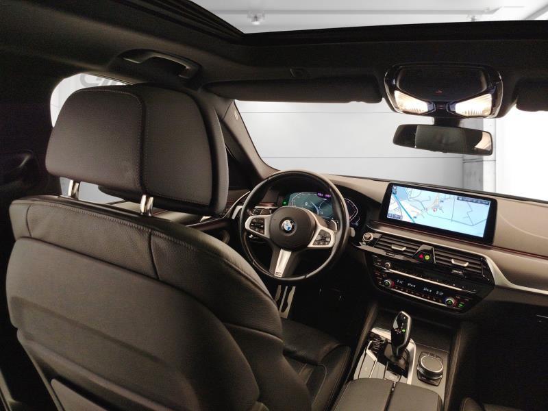 BMW Serie 5 530d Touring mhev 48V xdrive Business auto