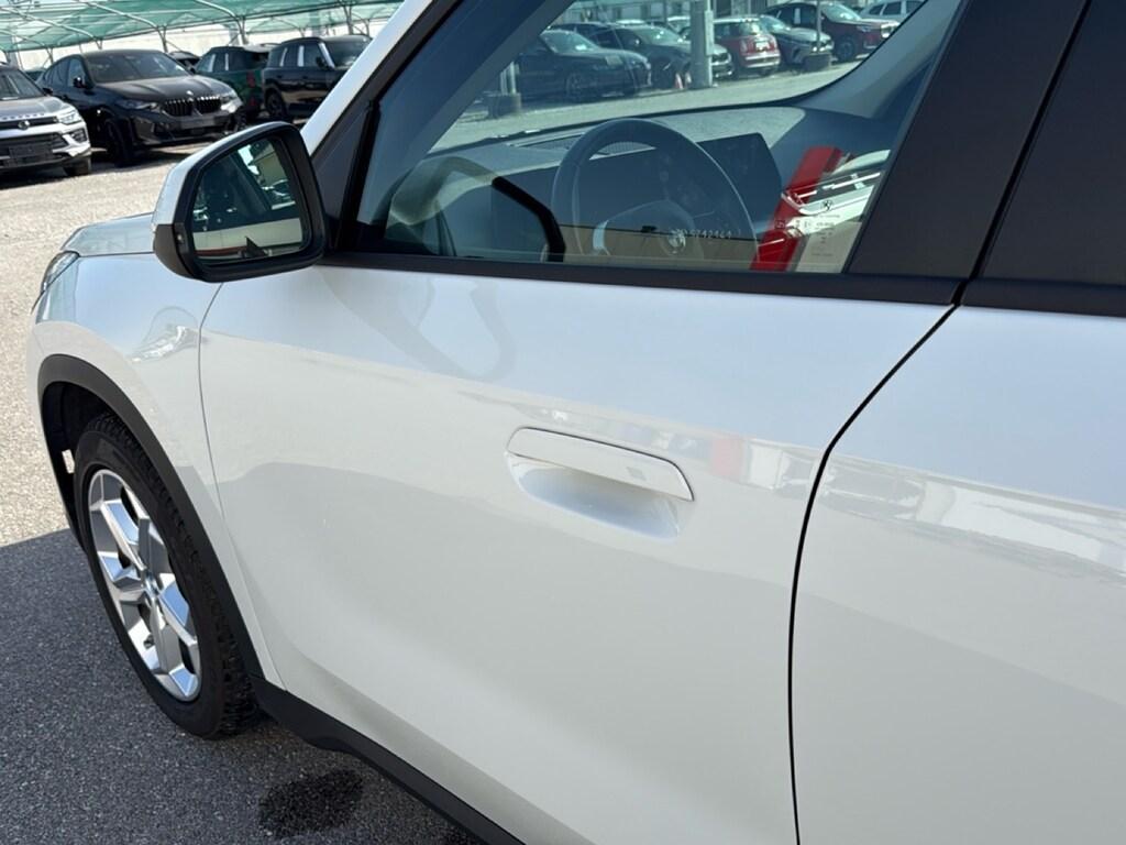 BMW X1 sdrive20i mhev 48V auto