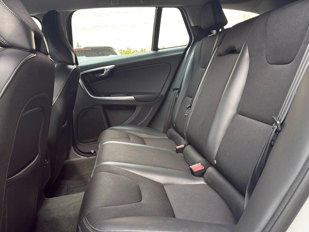 Volvo V60 Cross Country 2.0 D3 Business Plus geartronic