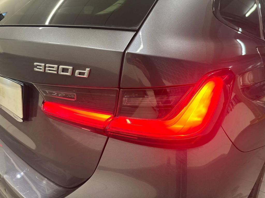 BMW Serie 3 320d Touring mhev 48V Sport auto