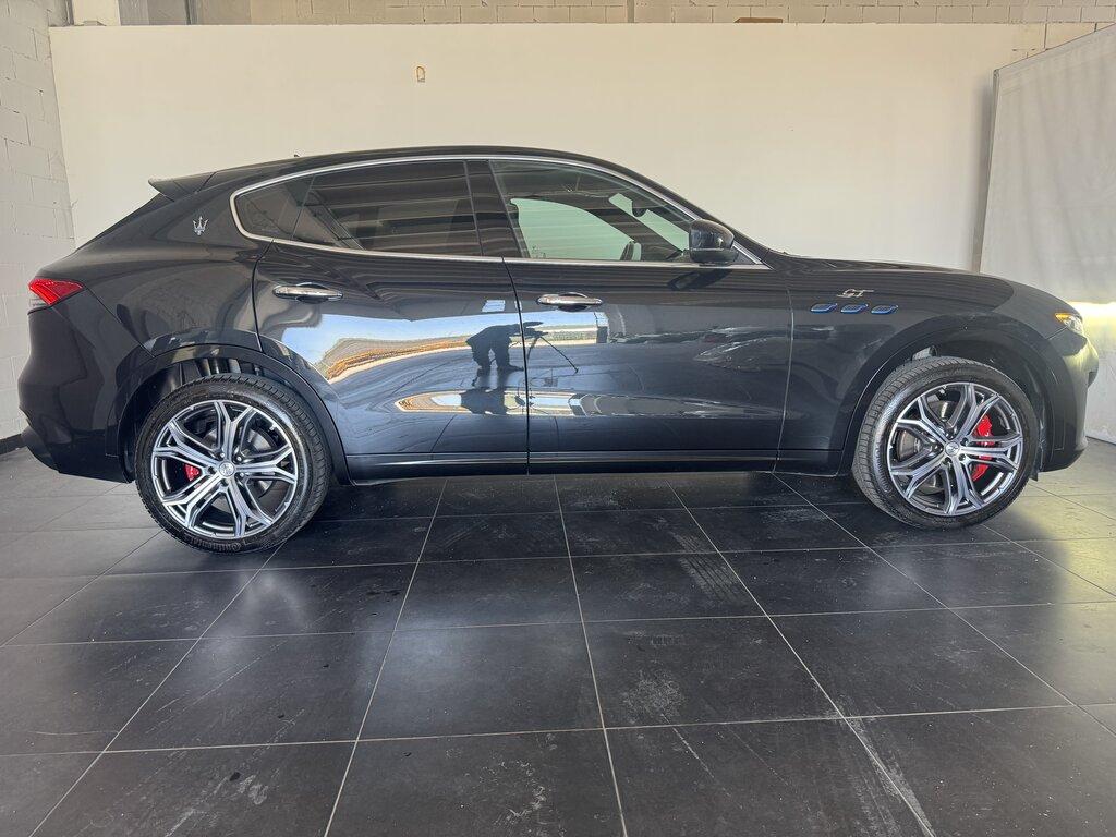 Maserati Levante 2.0 mhev Executive 330cv auto