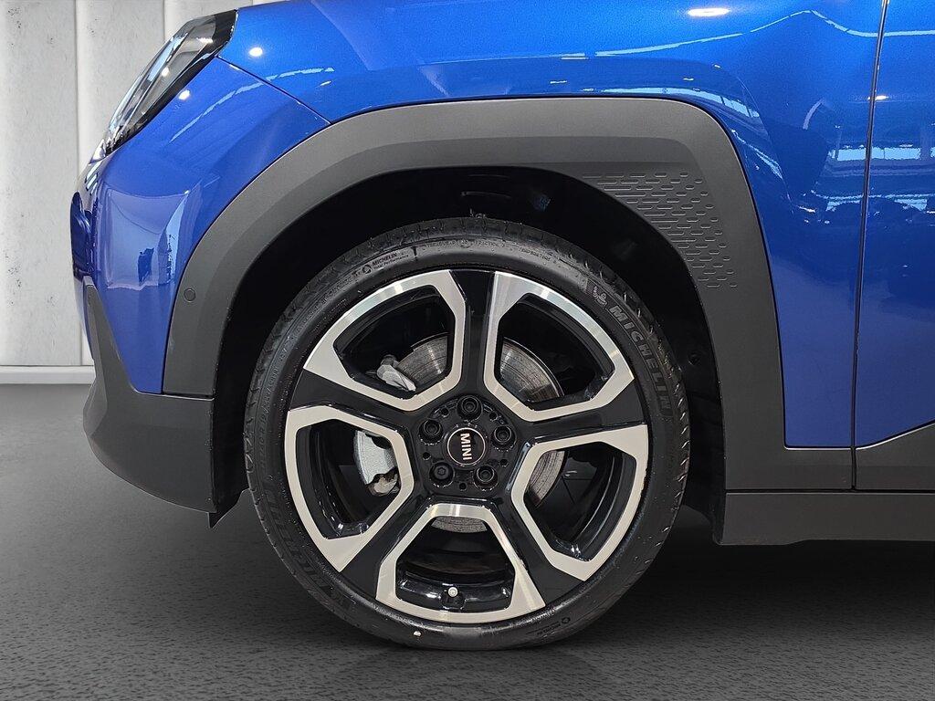 Mini Mini Aceman E Favoured