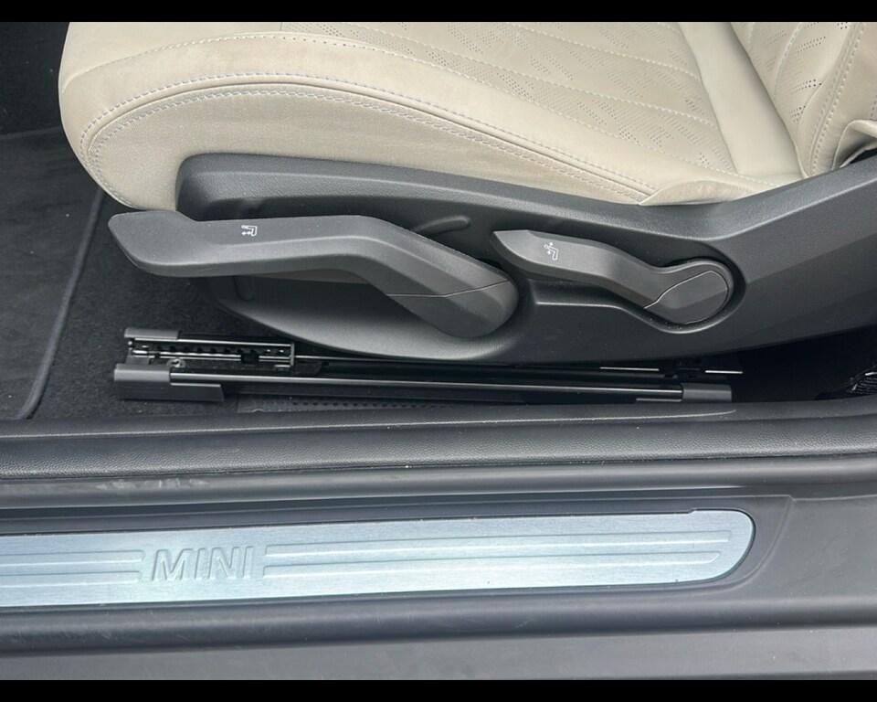 Mini Mini Cooper 3p 1.5 C Favoured auto