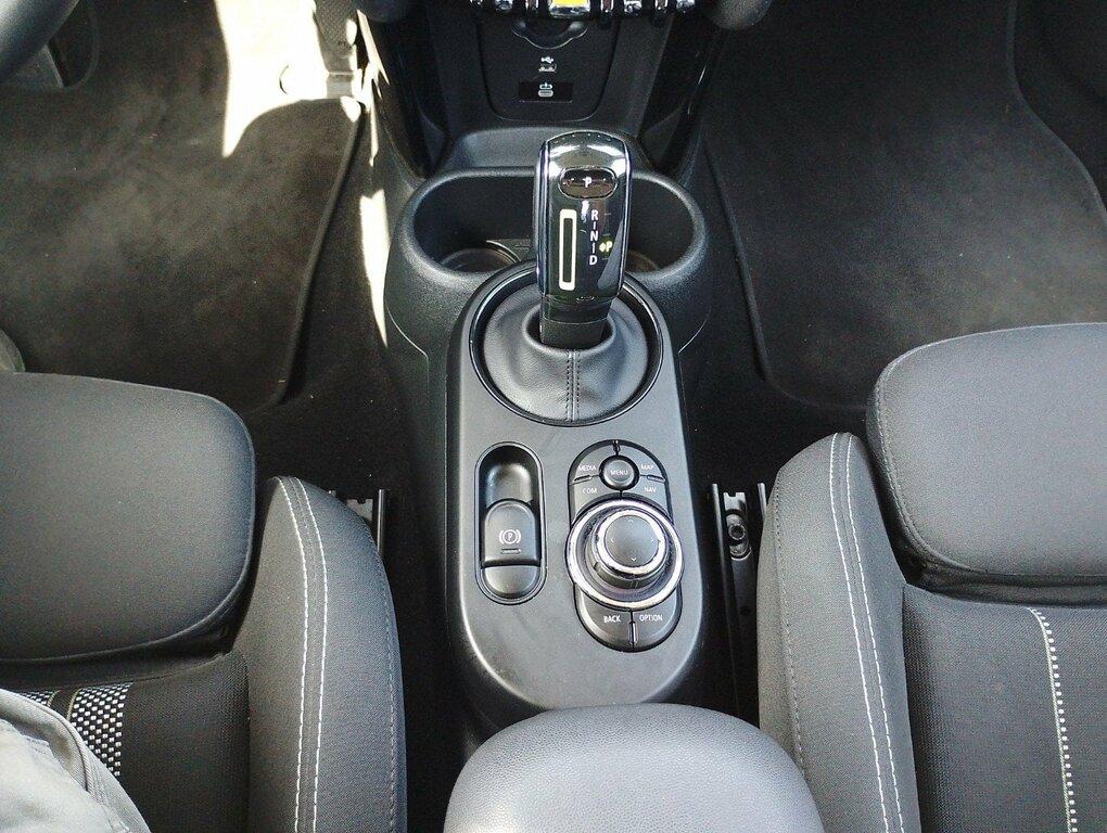 Mini Cooper SE 3p Classic auto