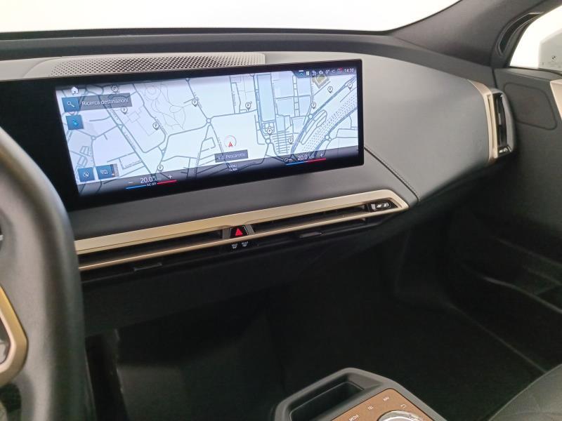 BMW iX xdrive40