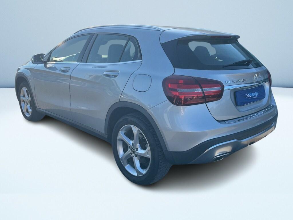 Mercedes GLA 200 d Sport auto