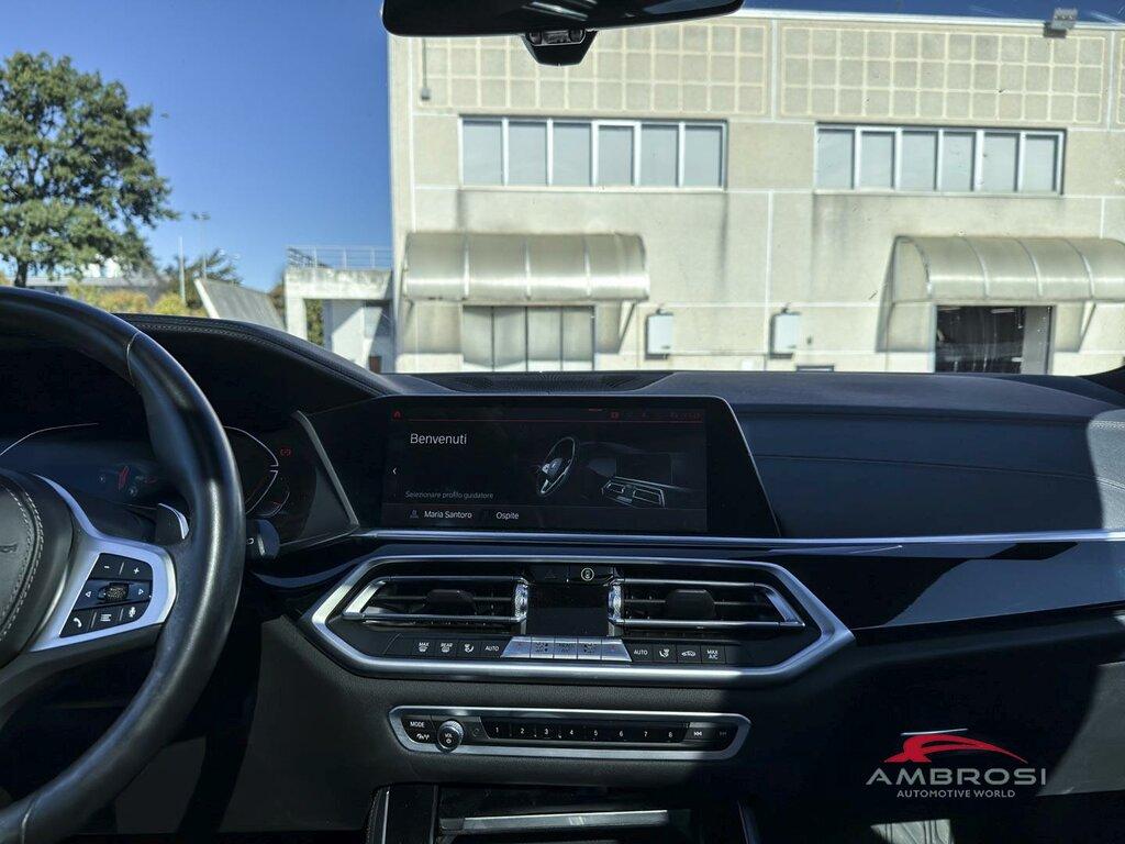 BMW X5 xdrive40d mhev 48V Msport auto