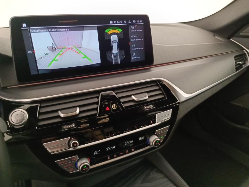 BMW Serie 5 530d Touring mhev 48V xdrive Msport auto