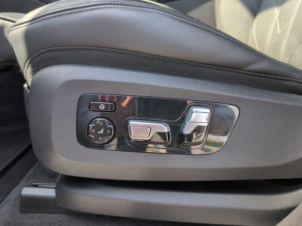 BMW XM 4.4 steptronic